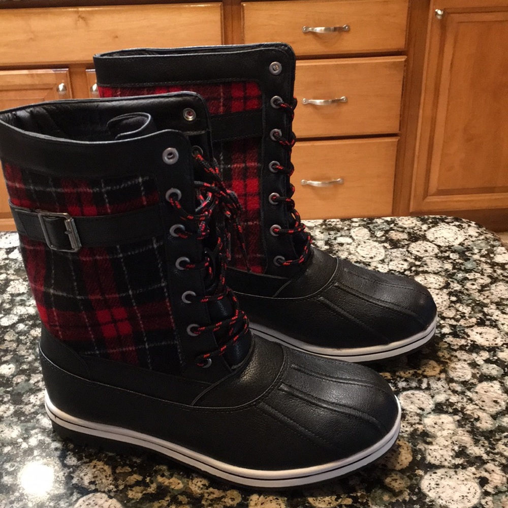 Winter plaid boots
